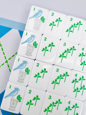 Kentucky Derby Mahjong Tile Collection with Matching Mat & Shuffler