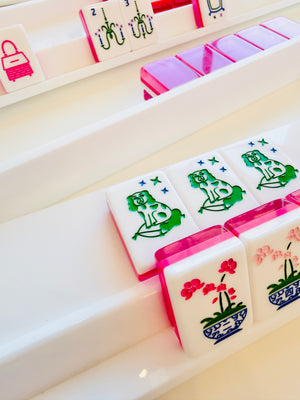 Mahjong White Acrylic Rack and Pusher